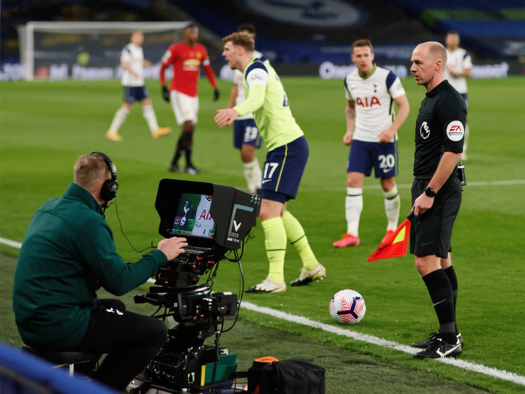 轮与皇家社 轮与皇家社